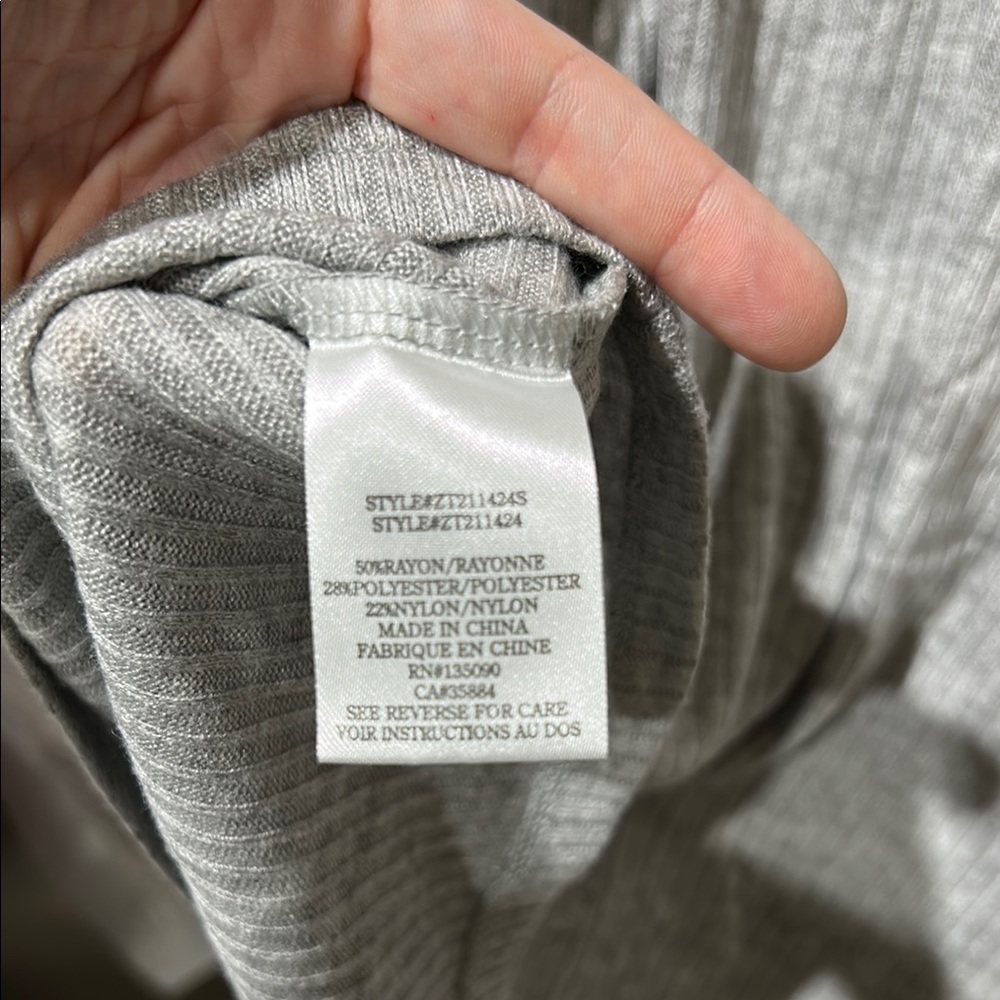Gray Ribbed Long Sleeve Top - Picture 6 of 6